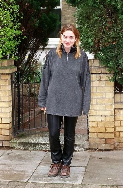 Kate Winslet Actress March 98 Outside her new home