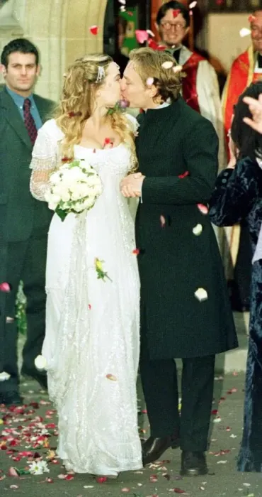 Framed Print : Kate Winslet actress marries Jim Threapleton Nov 1998 at All Saints Church in Reading Framed Print : Kate Winslet actress marries Jim Threapleton Nov 1998 at All Saints Church in Reading