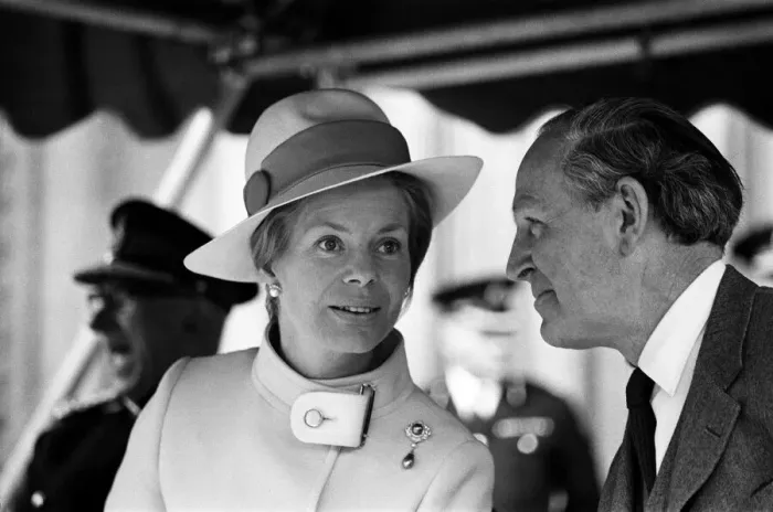 Framed Print : Katharine, Duchess of Kent, outside Manchester Town Hall. 9th April 1970