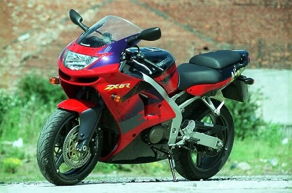 Kawasaki ZX6 motorcycle June 1998
