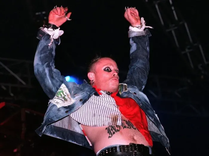 Framed Print : Keith Flint singer with The Prodigy pop group August 1997
