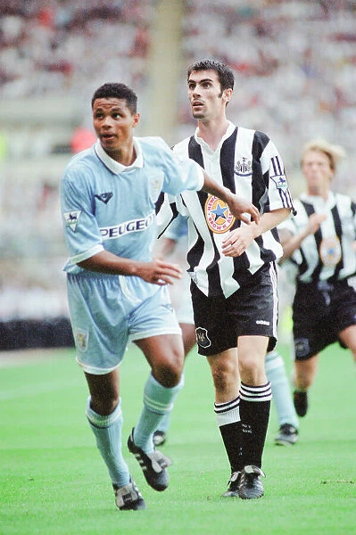 Keith Gillespie playing for Newcastle against Coventry City, August 1995
