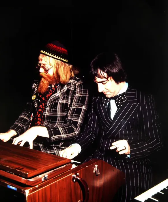 Framed Print : Keith Moon - Pop Star Viv Stanshall Pop Festival 06  /  02  /  1973