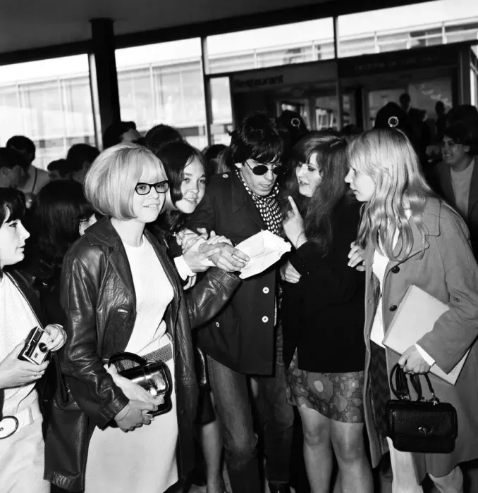 Framed Print : Keith Richards of The Rolling Stones at London Airport on 23 June 1966 en route for