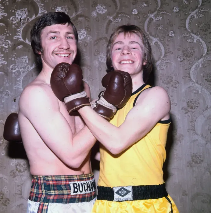 Framed Print : Ken Buchanan boxer January 1976 Douglas Reid amateur boxer Framed Print : Ken Buchanan boxer January 1976 Douglas Reid amateur boxer