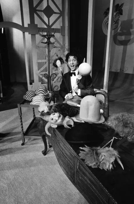 Framed Print : Ken Dodd, the nut of Knotty Ash, opens his one man show - Ha Ha - at the Playhouse Framed Print : Ken Dodd, the nut of Knotty Ash, opens his one man show - Ha Ha - at the Playhouse
