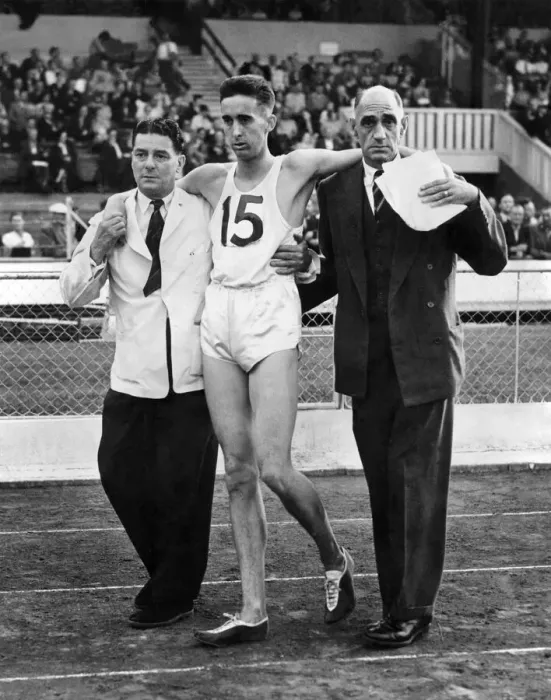 Framed Print : Ken Norris races Pirie out of six miles. Gordon Pirie created the athletic sensation of Framed Print : Ken Norris races Pirie out of six miles. Gordon Pirie created the athletic sensation of