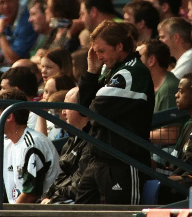 Framed Print : KENNY DALGLISH MANaGER NEWCATLE UNITED 26 JULY 1997 KENNY DALGLISH FOOTBALL Framed Print : KENNY DALGLISH MANaGER NEWCATLE UNITED 26 JULY 1997 KENNY DALGLISH FOOTBALL