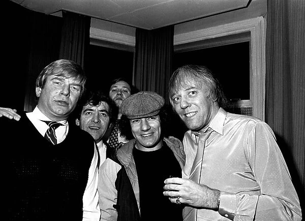 The Kevin Keegan Roadshow at the Heaton RAOB Club in February 1983 AC  /  DC singer