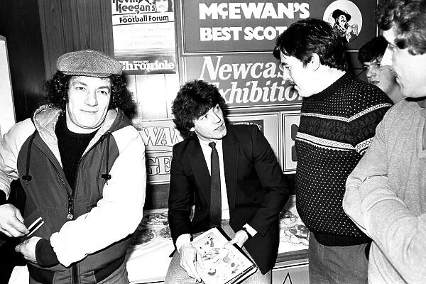 The Kevin Keegan Roadshow at the Heaton RAOB Club in February 1983 AC  /  DC singer