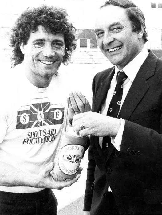 Framed Print : Kevin Keegan with Sports Aid Foundation governor Reg Corbridge. Circa 1983 Framed Print : Kevin Keegan with Sports Aid Foundation governor Reg Corbridge. Circa 1983