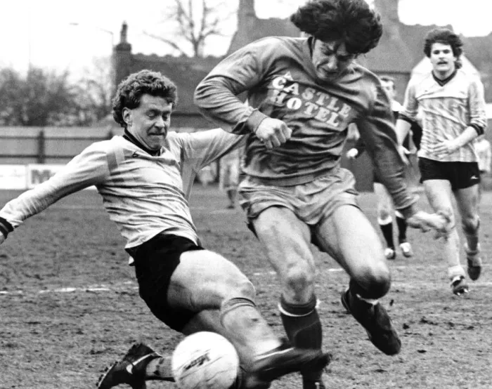 Framed Print : Kim Casey (left) of AP Leamington, they are playing against Bangor, 17th March 1984