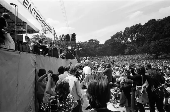 Framed Print : King Crimson performing on stage 5th July 1969 at the Free Rolling Stones concert in Hyde Framed Print : King Crimson performing on stage 5th July 1969 at the Free Rolling Stones concert in Hyde