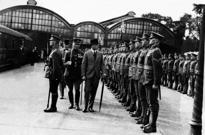 Framed Print : King Edward VIII - Abdicated 10 December 1936 then became the Duke of Windsor A