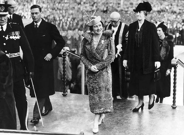 King George VI with Queen Elizabeth at Norwich City Hall with the Lord