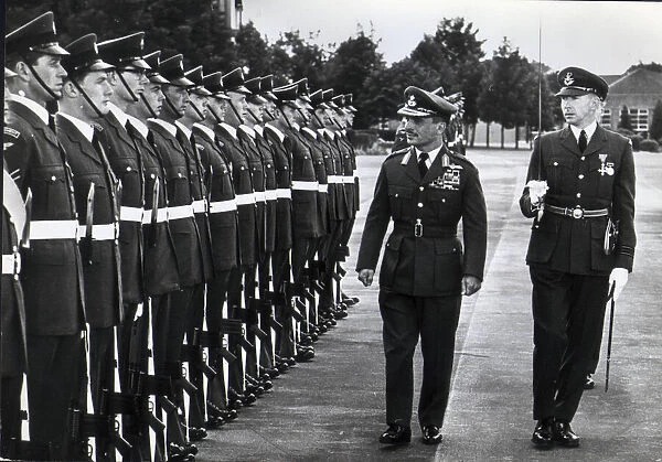 KING HUSSEIN OF JORDAN INSPECTS HONOUR GUARD AT RAF LITTLE RISSINGTON 27  /  07  /  1966