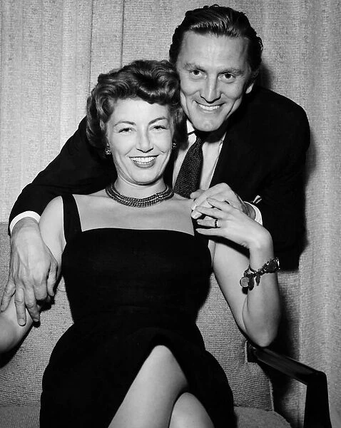 Kirk Douglas American actor and his wife Anne 1954