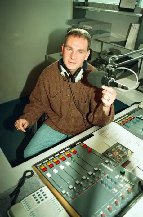 Framed Print : Kix 96 presenter Graham Torrington kicks off Coventrys newest Radio station today Framed Print : Kix 96 presenter Graham Torrington kicks off Coventrys newest Radio station today