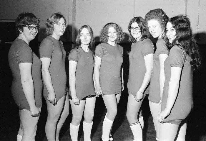 Framed Print : Knickerless Wonders 5 a side Women football team, Teesside, Circa 1973