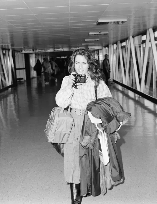 Framed Print : Koo Stark, Actress at London Heathrow Airport, Thursday 22nd December 1983
