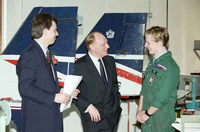 Framed Print : Labour leader Neil Kinnock visits the British Airways training centre at Heathrow Airport