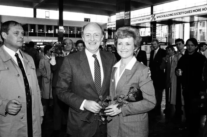 Framed Print : Labour leader Neil Kinnock and his wife Glenys during the 1987 Election Campaign Framed Print : Labour leader Neil Kinnock and his wife Glenys during the 1987 Election Campaign