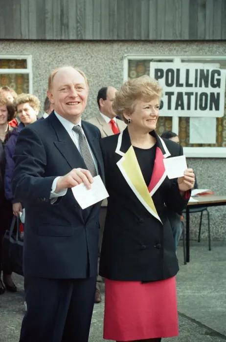Framed Print : Labour leader Neil Kinnock and his wife Glenys cast their votes at Pontllanfraith Framed Print : Labour leader Neil Kinnock and his wife Glenys cast their votes at Pontllanfraith