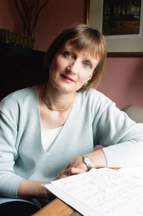 Framed Print : Labour MP Tessa Jowell pictured in 1995 Framed Print : Labour MP Tessa Jowell pictured in 1995
