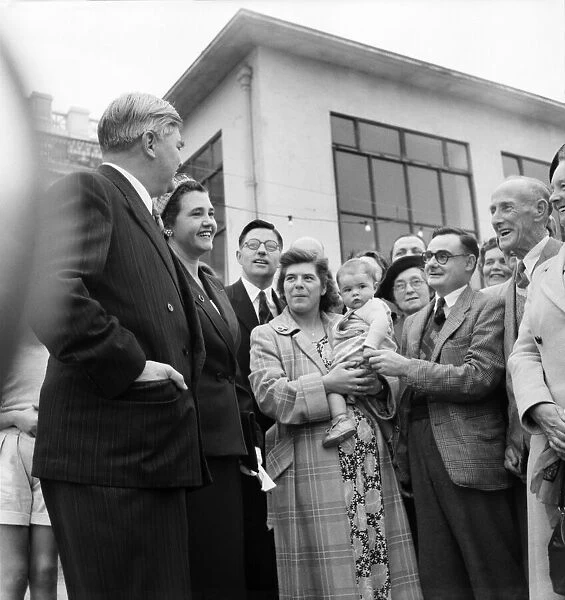 Labour Party Conference 1953: Mr Bevan and Jennie Lee meet delegates to the conference