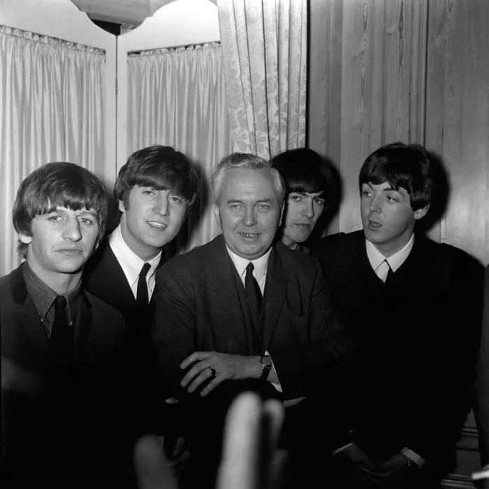 Framed Print : Labour Party Leader Harold Wilson with The Beatles left to right: Ringo Starr Framed Print : Labour Party Leader Harold Wilson with The Beatles left to right: Ringo Starr