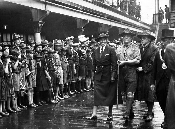 Lady Baden Powell inspects the Guard of Honour before departing with the Chief Scout