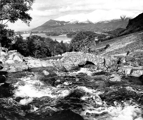 Lake District - White-capped Skiddaw from Ashness Bridge overlooking Derwentwater 4