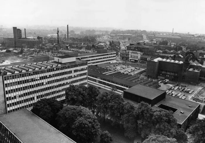 Framed Print : Lanchester College of Technology and the Herbert Art Gallery and Museum Framed Print : Lanchester College of Technology and the Herbert Art Gallery and Museum