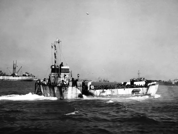 Framed Print : Landing craft loaded with troops head towards the Normandy beaches during D Day invasion Framed Print : Landing craft loaded with troops head towards the Normandy beaches during D Day invasion