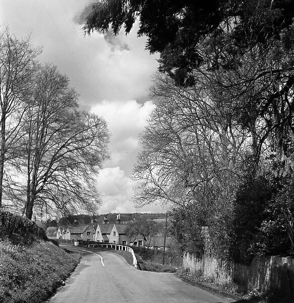 The lane from Chenies, Buckinghamshire. Circa 1950