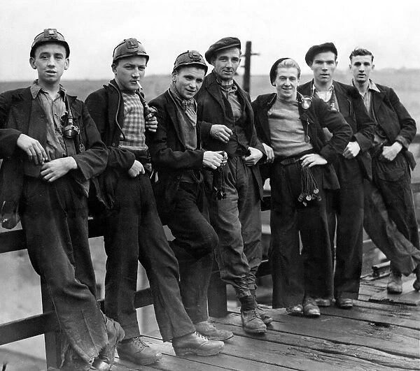 Langley pit lads in September, 1943