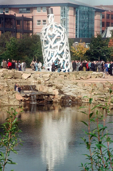 The launch of the sculpture Bottle of Notes, a piece of public art by Claes