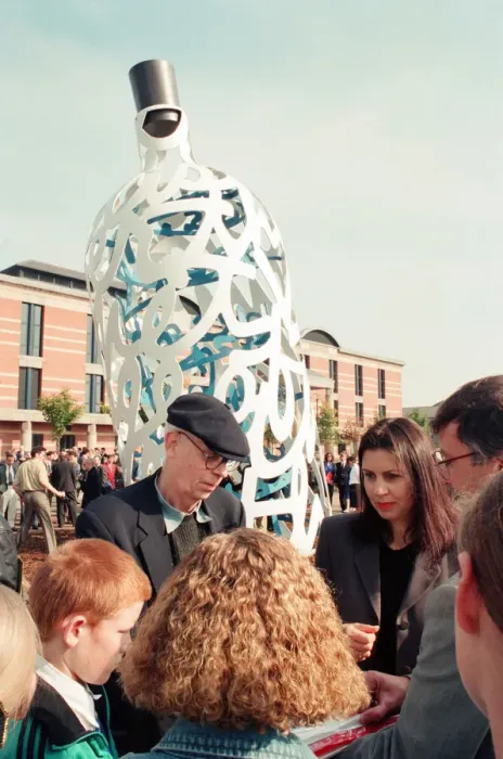 Framed Print : The launch of the sculpture Bottle of Notes, a piece of public art by Claes Framed Print : The launch of the sculpture Bottle of Notes, a piece of public art by Claes