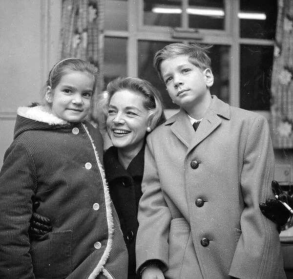 Lauren Bacall with her children January 1959