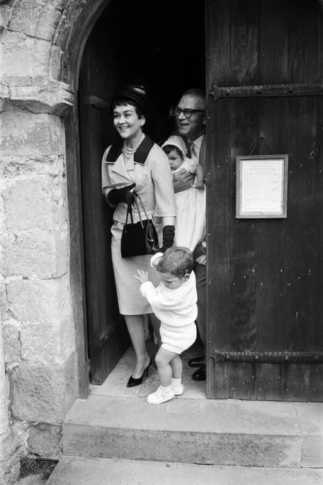 Framed Print : Laurence Olivier and Joan Plowright attend the Christening of their daughter Tamsin Framed Print : Laurence Olivier and Joan Plowright attend the Christening of their daughter Tamsin