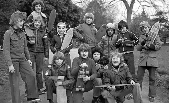 Framed Print : Leamington youngsters are enjoying their Christmas presents - skateboards