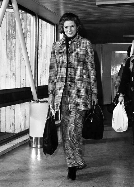 Leaving for New York - Ingrid Bergman, who has become a grandmother for the first time