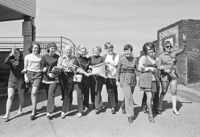 Framed Print : Leed players wife start their journey from the ground to Wembley to watch their husbands Framed Print : Leed players wife start their journey from the ground to Wembley to watch their husbands