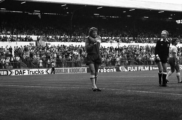 Leeds United 0 v. Arsenal 0. Division one football. September 1981 MF03-14-051