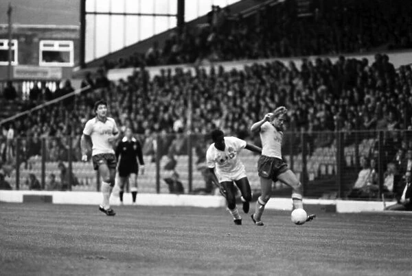 Leeds United 0 v. Arsenal 0. Division one football. September 1981 MF03-14-068
