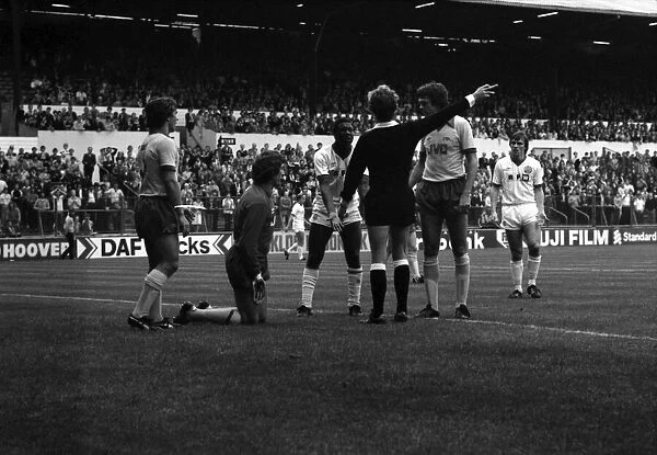 Leeds United 0 v. Arsenal 0. Division one football. September 1981 MF03-14-052