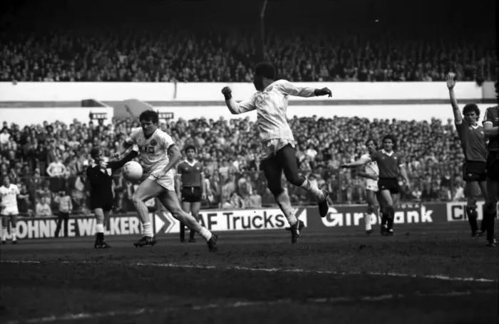 Framed Print : Leeds United 0 v. Manchester United 0. April 1982 MF06-22-101 Local Caption Framed Print : Leeds United 0 v. Manchester United 0. April 1982 MF06-22-101 Local Caption