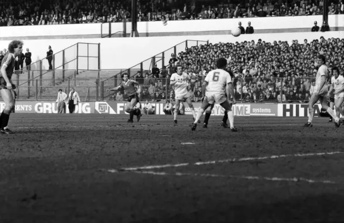Framed Print : Leeds United 0 v. Manchester United 0. April 1982 MF06-22-001 Local Caption Framed Print : Leeds United 0 v. Manchester United 0. April 1982 MF06-22-001 Local Caption