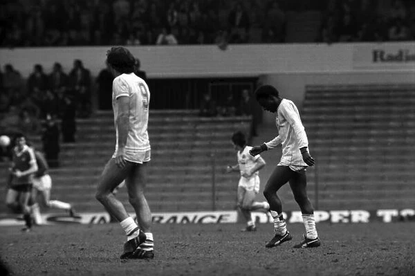 Leeds United 0 v. Manchester United 0. April 1982 MF06-22-125 Local Caption