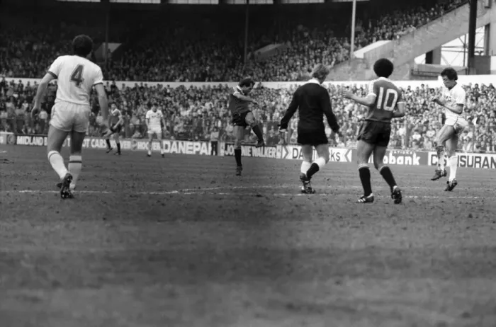 Framed Print : Leeds United 0 v. Manchester United 0. April 1982 MF06-22-006 Local Caption Framed Print : Leeds United 0 v. Manchester United 0. April 1982 MF06-22-006 Local Caption